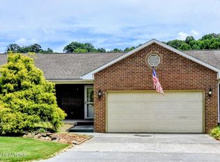 912 Muirfield Dr, Maryville, TN 37801