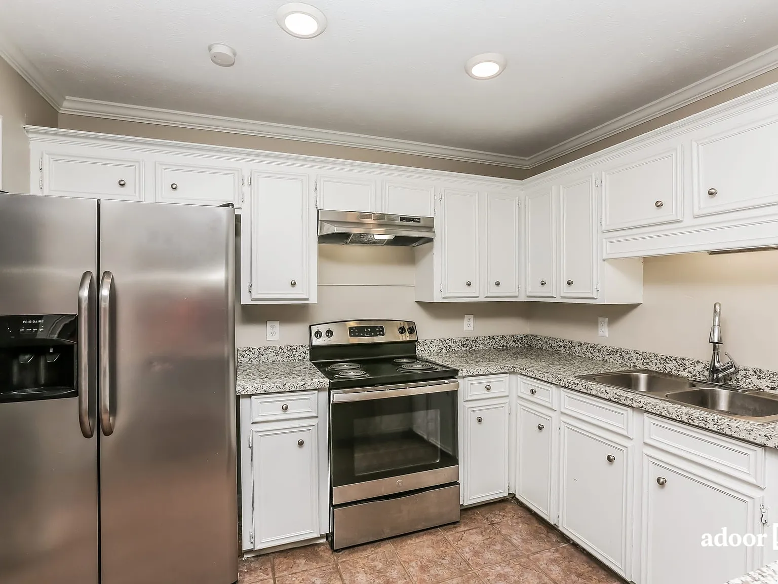 3 bed, 2.0 bath, 1548 sqft, $1,800 — Photo 2