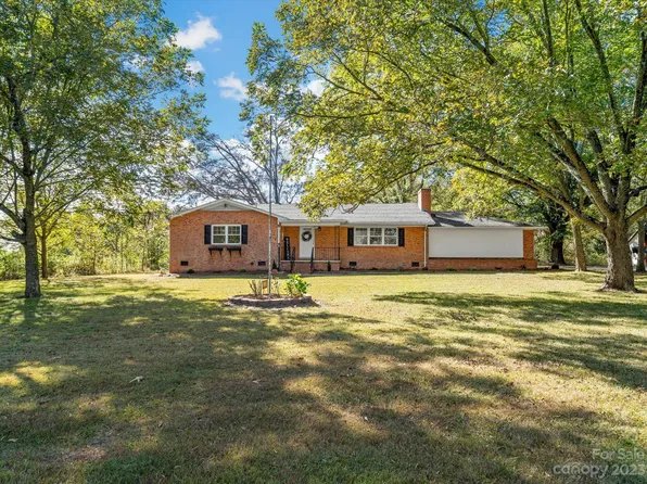 1915 Tryon Courthouse Rd, Bessemer City, NC 28016