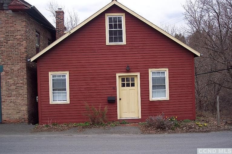 1st image of 18 River St