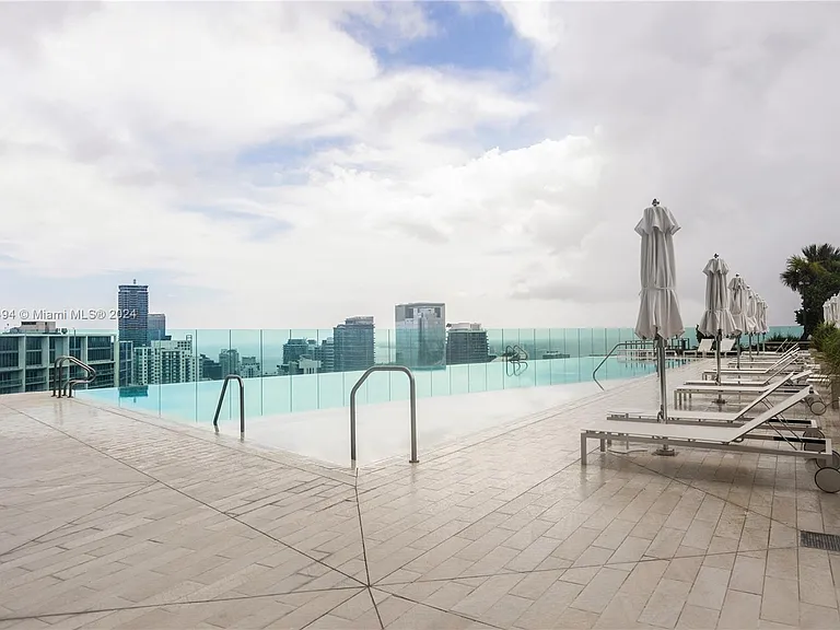 300 Biscayne Blvd #2605 — Photo 9