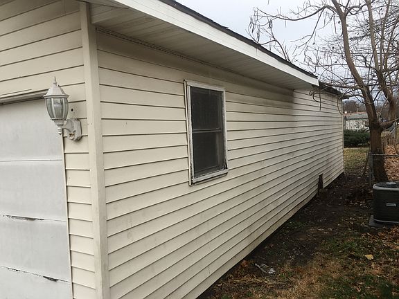 3rd image of 2364 Miracle Ave