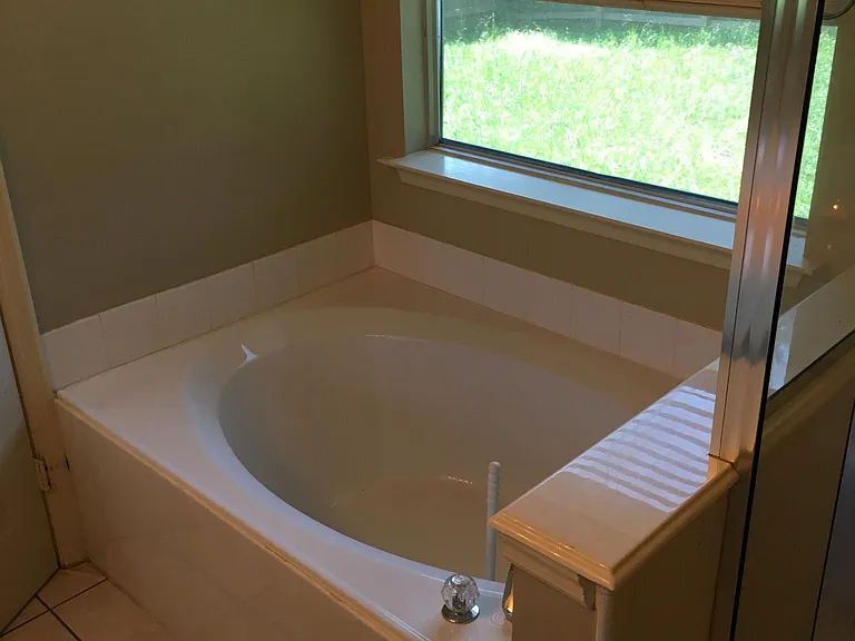 4603 Shane Creek Ln — Photo 15