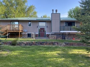 16 Ponderosa Ct, Colstrip, MT 59323