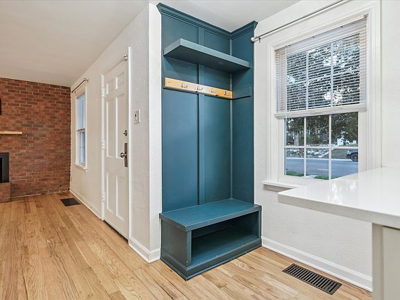Mud room