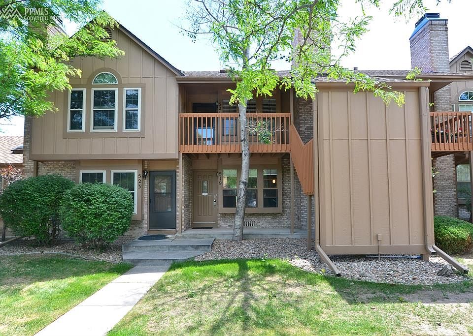 FRONT VIEW OF HOME