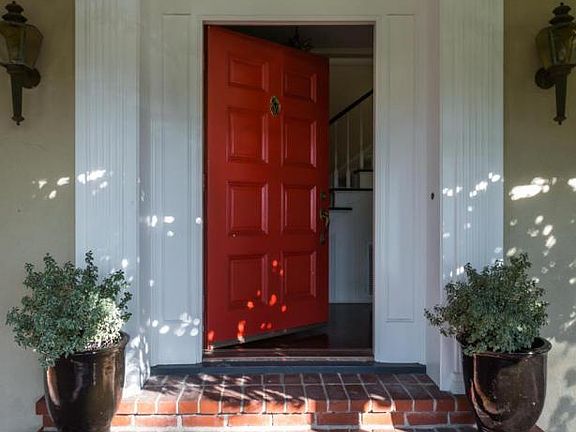5th image of 1833 Earlmont Ave