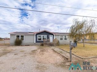 3024 Carver St, Carlsbad, NM 88220