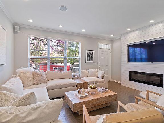Main Floor - Living Room