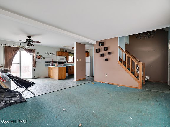 3rd image of 1865 Shady Side Dr