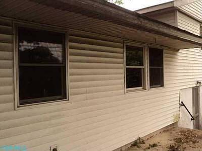 2nd image of 253 Amfield Ct