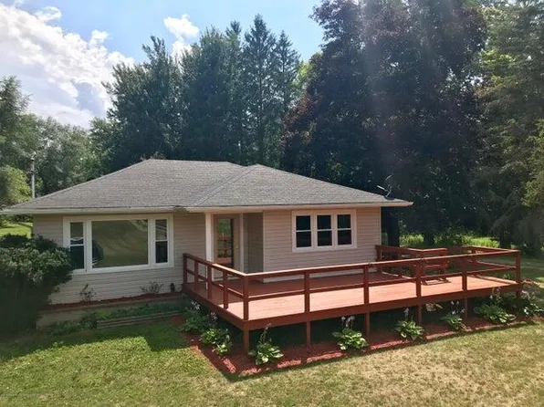 7965 W Herbison Rd, Grand Ledge, MI 48837