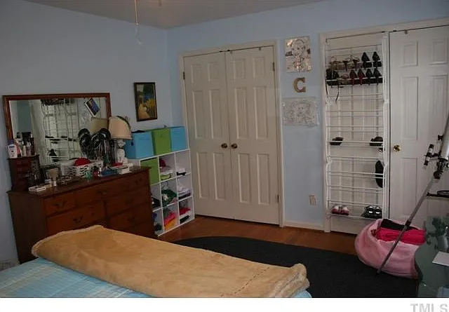 810 Churchill Dr — Photo 9