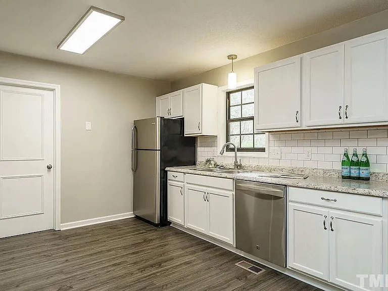 1219 Fernridge Dr — Photo 14
