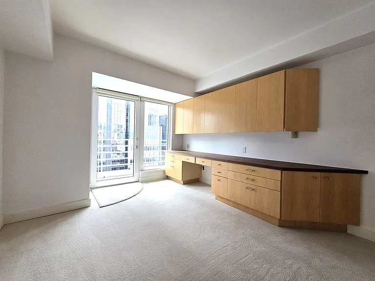 1415 2nd Ave #1209 — Photo 4