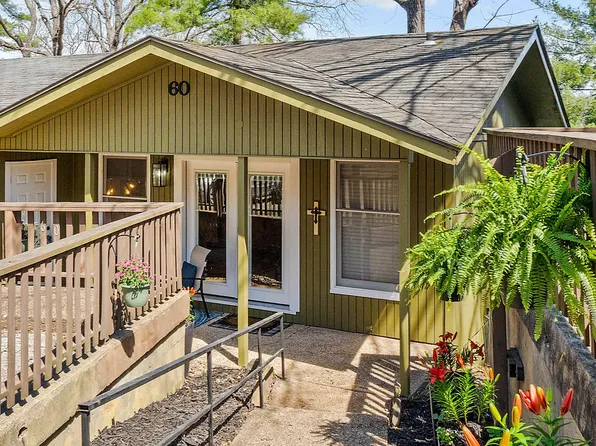 60 Dogwood Dr, Bella Vista, AR 72715