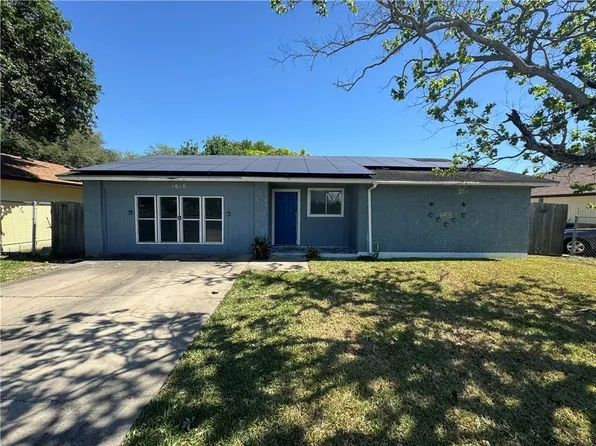 1610 La Joya St, Corpus Christi, TX 78417