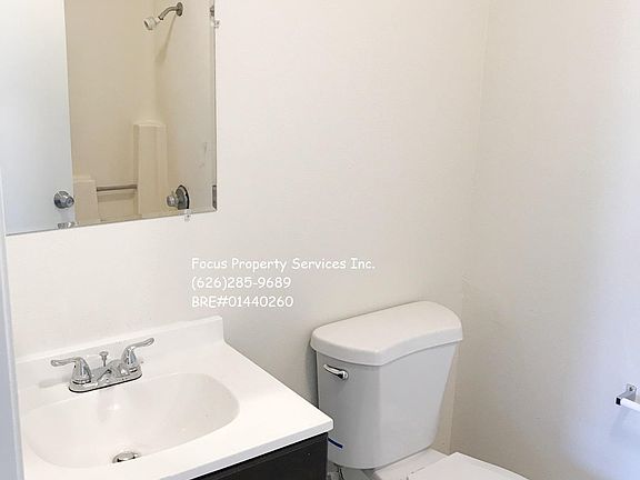 5th image of 3031 Lashbrook Ave APT 1