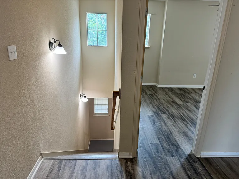 8109 Arbor Ave — Photo 10