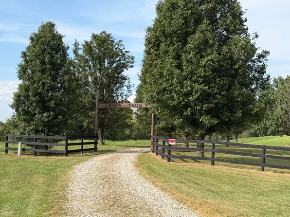 1162 Junction Farms Ln #2B, Berry, KY 41003