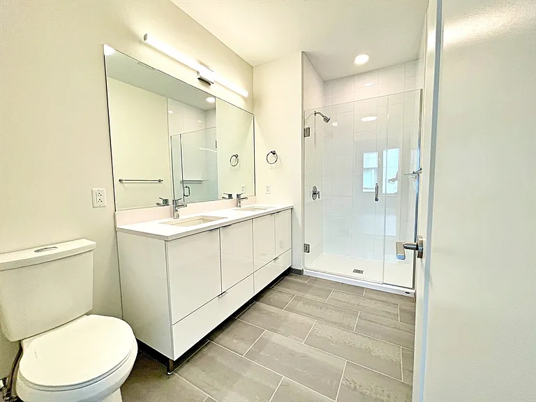 45 Lewis St #518 — Photo 24