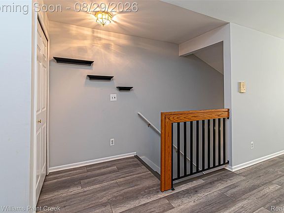5th image of 4341 Berkshire Dr #110