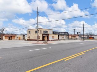 9799 Saint Charles Rock Rd, Saint Louis, MO 63114