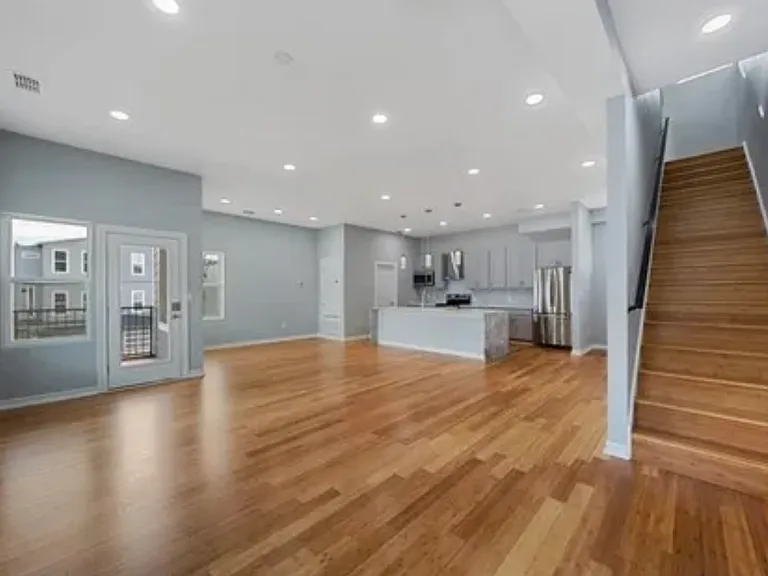 4633 Virginia Ave #101 — Photo 4