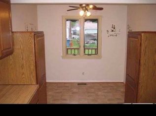 9744 Farmington Rd, Livonia, MI 48150