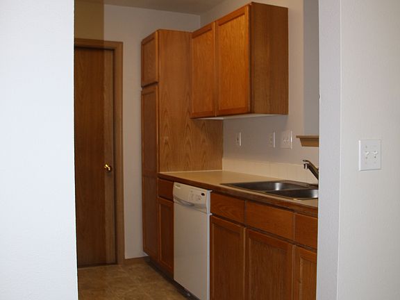 2nd image of 13109 57th Ave NE Unit B