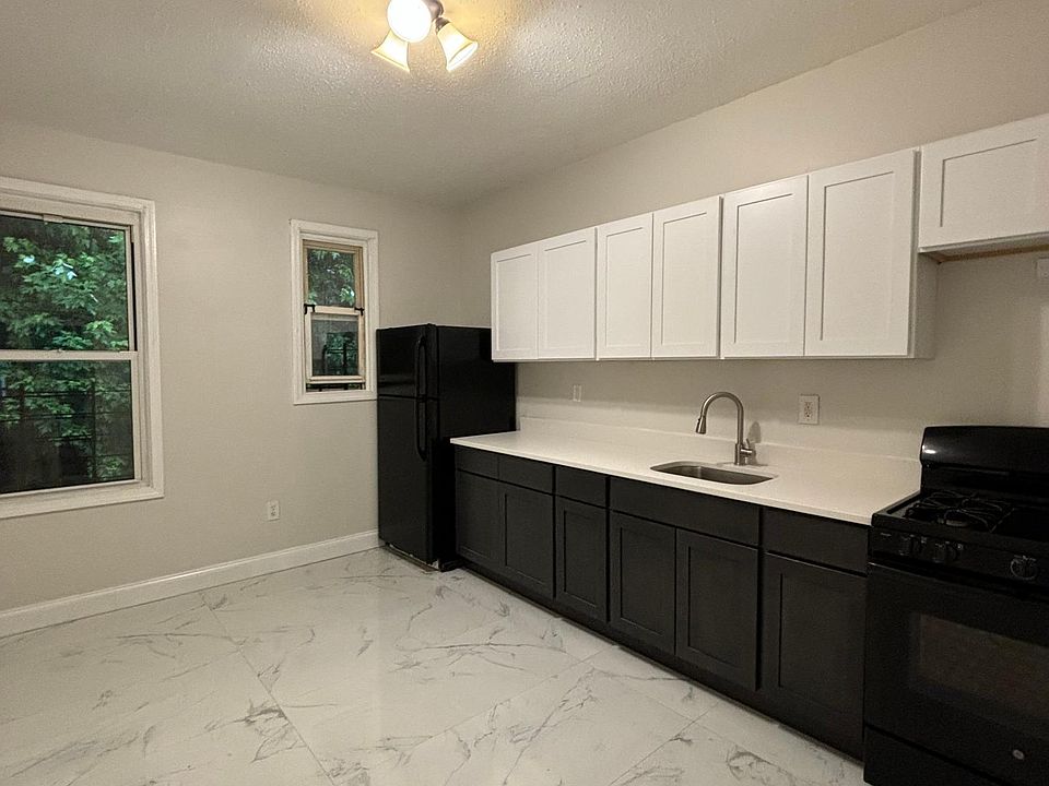 1st image of 21 Seymour Ave APT 1