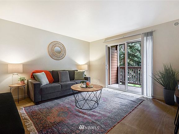 2nd image of 14128 NE 181st Pl APT K205