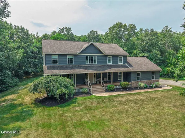 22 Wheeler Drive, Ballston Lake, NY 12019