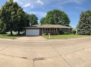 1706 27th St, Columbus, NE 68601