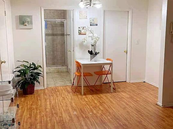 3rd image of 11703 Texas Ave #1114