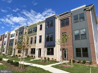 1145 Herndon Pkwy, Herndon, VA 20170