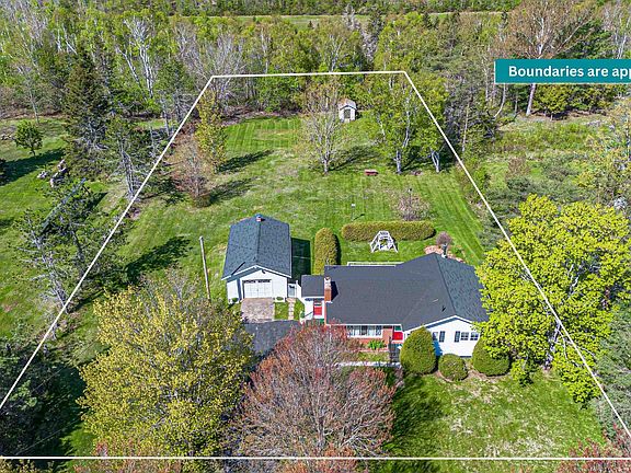 3rd image of 2466 W River Rd