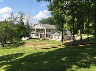 1295 Rocky View Dr, Highland Heights, KY 41076