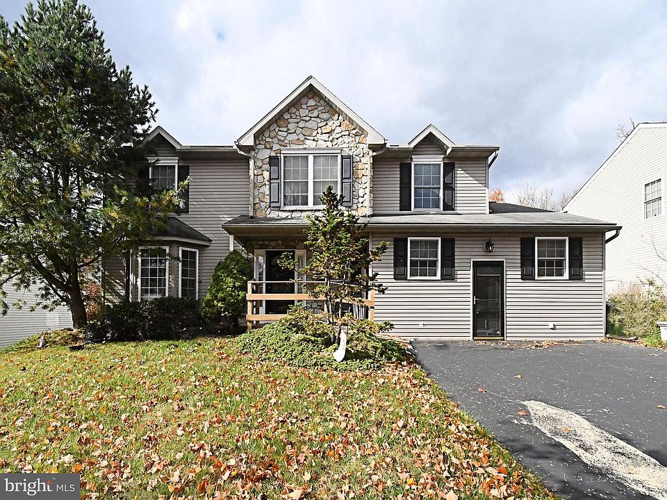 1st image of 107 Clarion Dr
