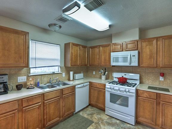 4th image of 17218 Atascocita Bend Dr