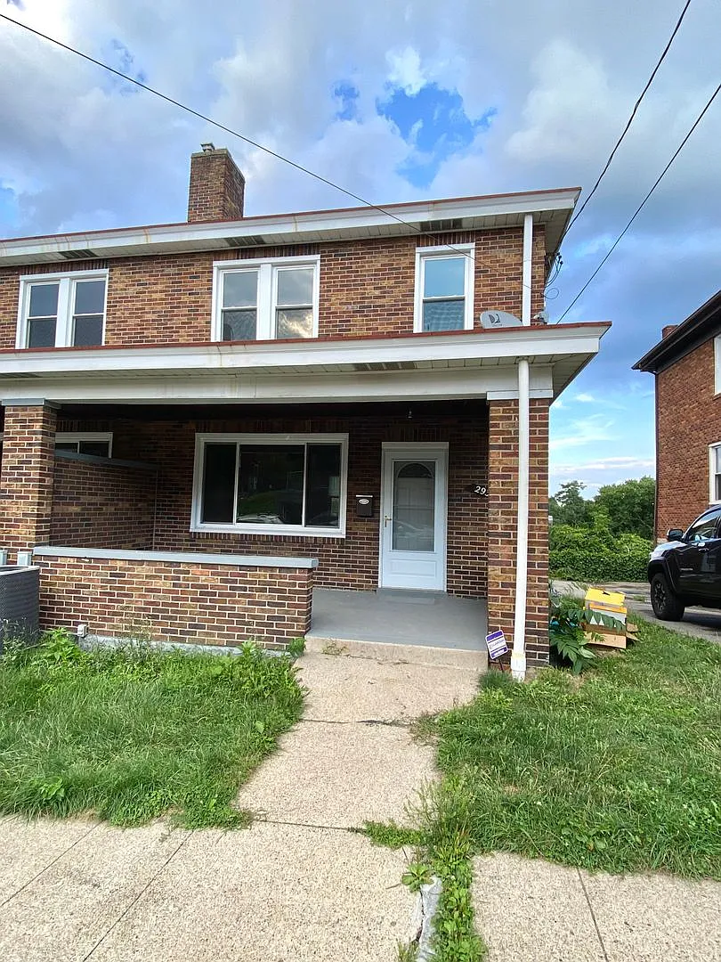 2929-2931 Clermont Ave photo 1