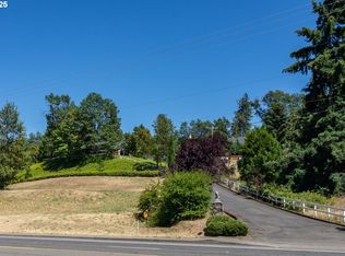 235 NE Main St, Winston, OR 97496