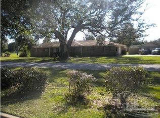 9305 Holsberry Ln, Pensacola, FL 32534