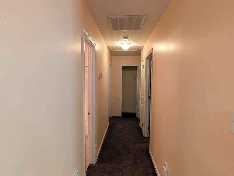693 Trails Ln — Photo 10