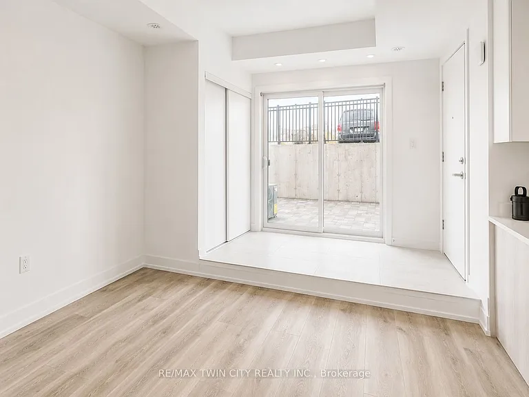 25 Palace St #Q24 — Photo 10