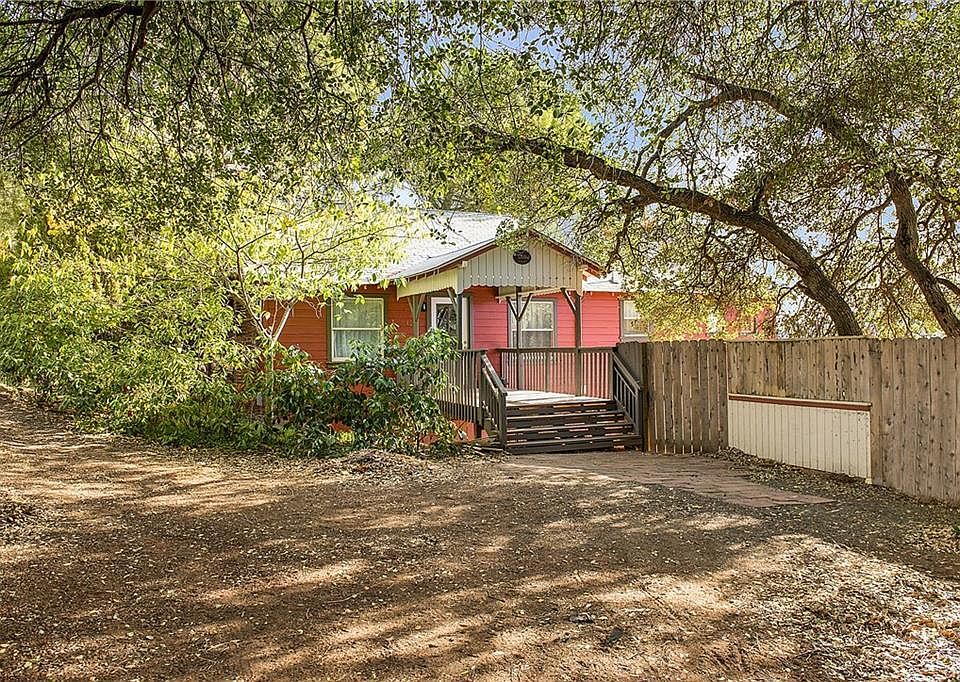 1st image of 12449 Lakeview Dr