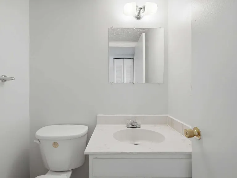 8635 Reinecke Ct — Photo 8