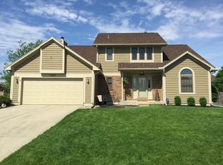 7209 Pineview Dr, Englewood, OH