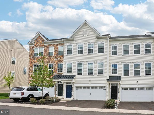 2222 Matts Way, Warrington, PA 18976