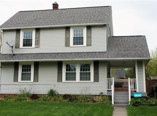 335 Edgewood St SE, North Canton, OH 44720